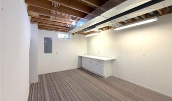 210 Knollwood St W, Annandale, MN 55302