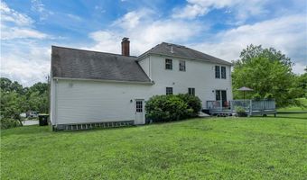 6 Fleuette Dr, Bellingham, MA 02019
