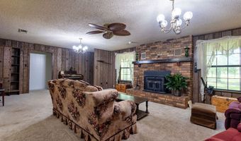 120 Peterson Dr, Benton, LA 71006