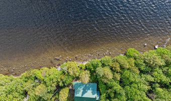 1048 Cottage Rd, Averill, VT 05903