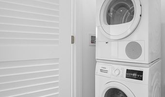 17 AVENUE E 506, Bayonne, NJ 07002