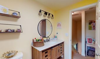 45 Peach Tree Rd, Auburn, NH 03032