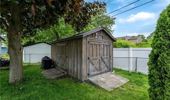 52 Bucyrus Dr, Amherst, NY 14228