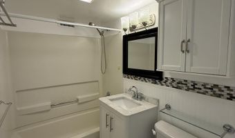 31 Elm St Garden, Albany, NY 12202