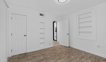 322 Princeton Dr SE, Albuquerque, NM 87106