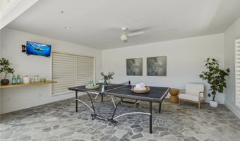 5872 Haleola St, Honolulu, HI 96821