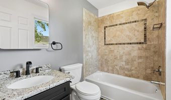 646 Compass Ave, Beachwood, NJ 08722