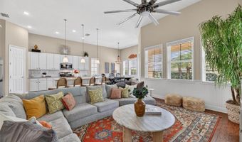 508 WINTERSIDE Dr, Apollo Beach, FL 33572
