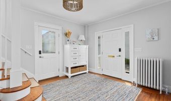 46 Esplanade, Middletown, RI 02842