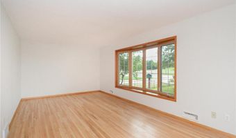 3860 7th Ave, Anoka, MN 55303
