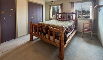 45 Chestnut Grove Ave, Bozeman, MT 59718
