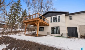 1121 S Splitrock Blvd, Brandon, SD 57005