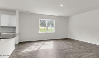 719 Lazy Elm Ln, Aberdeen, NC 28315