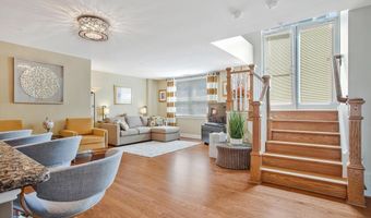 66 FRANKLIN St #20, Annapolis, MD 21401