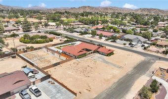 19678 Red Feather Rd, Apple Valley, CA 92307