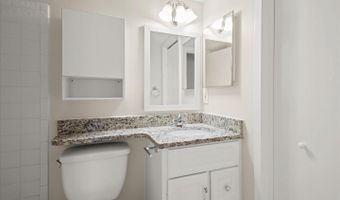 8908 BATTERY Pl #5, Bethesda, MD 20814