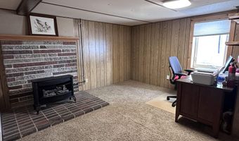 128 Mark St, Aurora, NE 68818