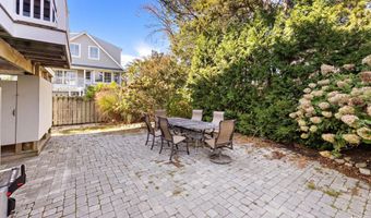 329 ESSEX Ave, Beach Haven, NJ 08008