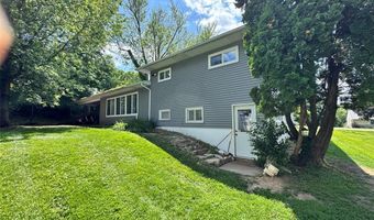 505 S Oak St, Anamosa, IA 52205