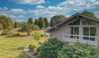 563 E Acadia Pt, Aurora, OH 44202