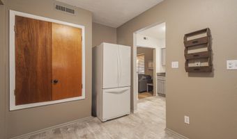 215 Carlisle Blvd NE, Albuquerque, NM 87106
