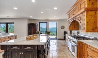 1315 Crestmont Dr, Angwin, CA 94508