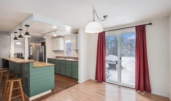 348 39th St, Allegan, MI 49010