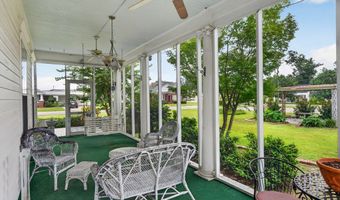 12 Dyal St, Baxley, GA 31513