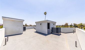 2223 S Highland Ave, Los Angeles, CA 90016