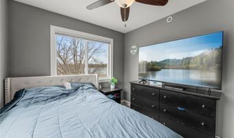 524 Lakeshore Cir, Annandale, MN 55302