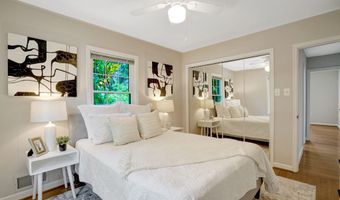 7107 COVENTRY Rd, Alexandria, VA 22306