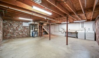 61 W Munson Ave, Andover, NJ 07801
