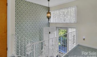 28 Glenview Rd, Asheville, NC 28804