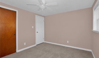 219 E Clinton St, Autryville, NC 28318