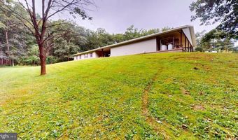 2072 SOL SHANHOLTZ Rd, Augusta, WV 26704
