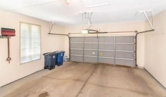2734 Winter Garden Ct, Ann Arbor, MI 48105