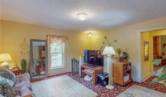 5696 Steubenville Rd SE, Amsterdam, OH 43903