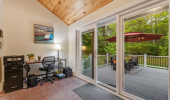 52 Meadow Ln, Belmont, NH 03220