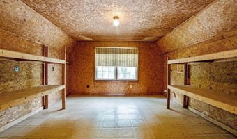 457 Muddy Creek Rd, Aurora, NC 27806