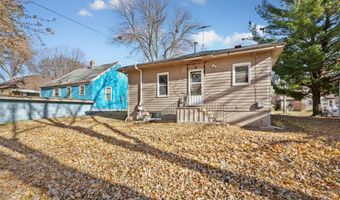 611 Ulstad Ave, Albert Lea, MN 56007