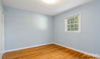 352 Cedar Ln, Arden, NC 28704