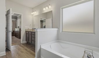 7128 Glen Eagle Dr, Biloxi, MS 39532