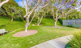 3200 La Rotonda Dr 407, Rancho Palos Verdes, CA 90275