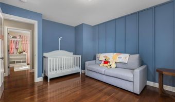 290 Station St, Coventry, RI 02816