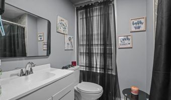 367 Laurel Hill Ave, Cranston, RI 02920