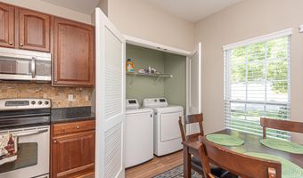 511 SUNLIGHT Ln 3, Berlin, MD 21811