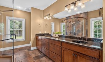 21194 Lawrence 2230, Aurora, MO 65605