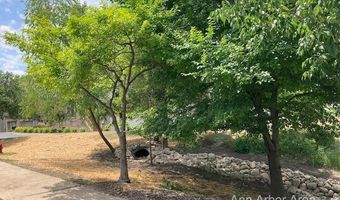 1023 Bluestem Ln, Ann Arbor, MI 48103