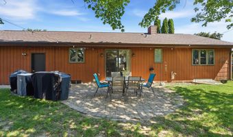 2025 W HARVEST Dr, Appleton, WI 54914