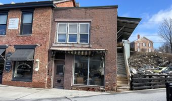 35 Center St, Brandon, VT 05733